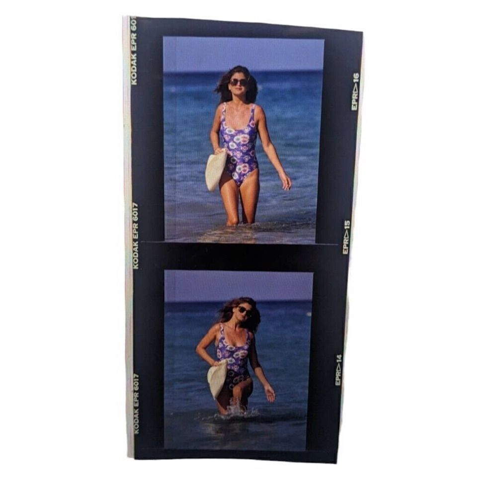 Kathy Ireland‎ Double Photo Slide Swimsuit Model Catalog Production Picture (G6)